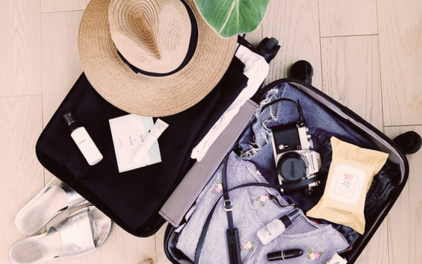 Que prendre dans sa valise pour un week-end à la mer ?
